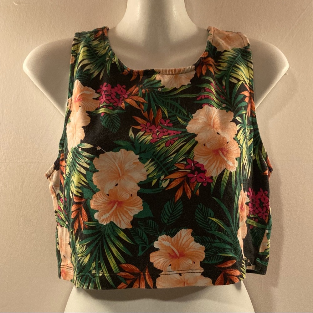 Forever 21 Large L tropical floral print crop top